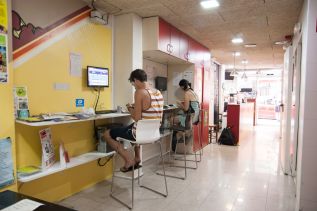 be-sound-hostel-barcelona-facilities-01