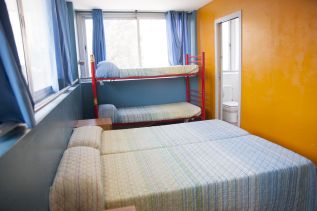 be-dream-barcelona-hostel-rooms-07
