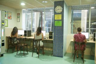 be-dream-hostel-barcelona-common-areas-13